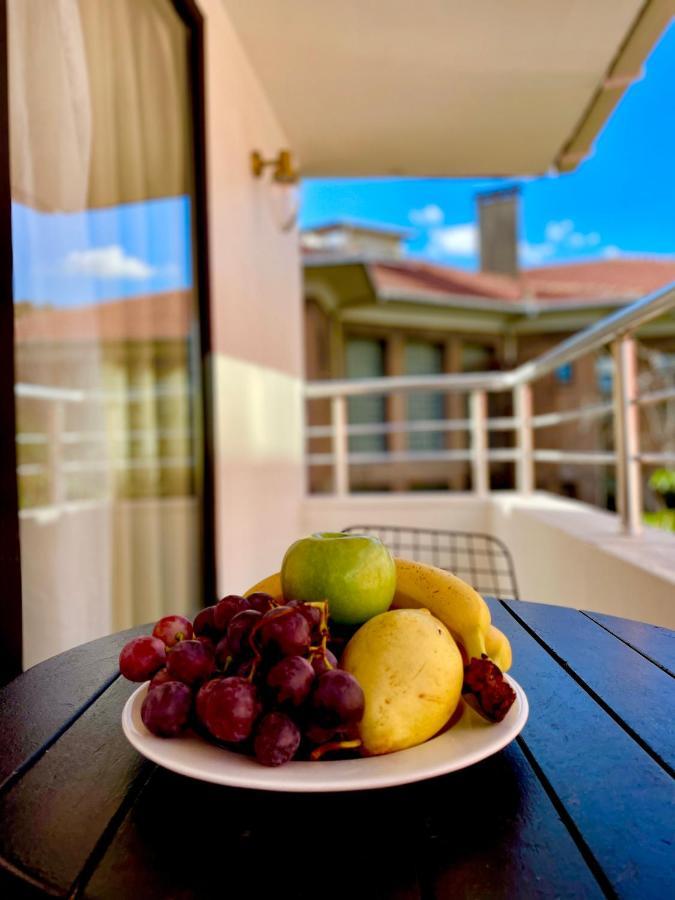 Mates Port Hotel Istanbul Bagian luar foto