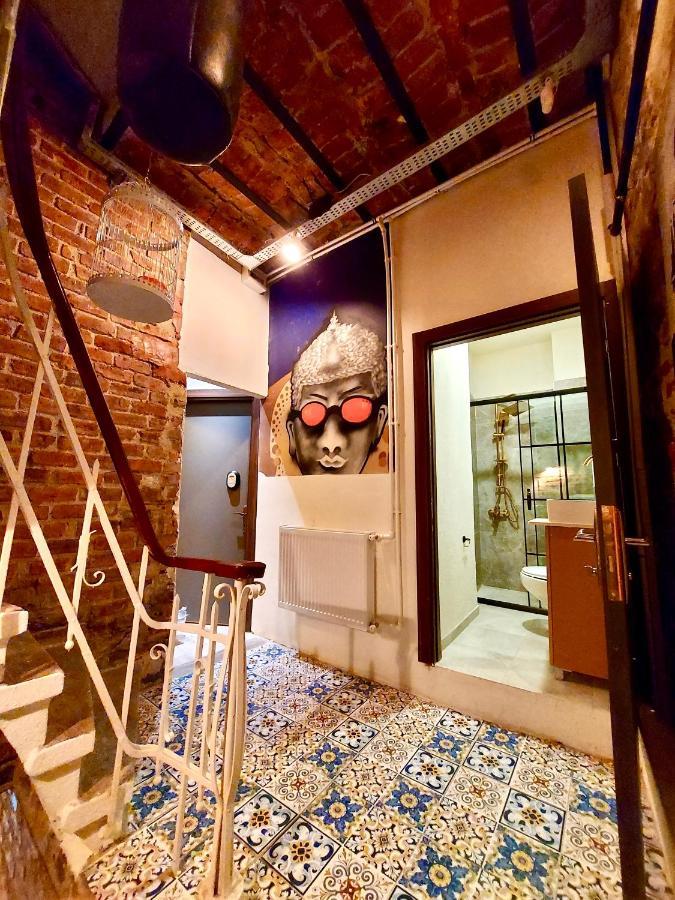 Mates Port Hotel Istanbul Bagian luar foto