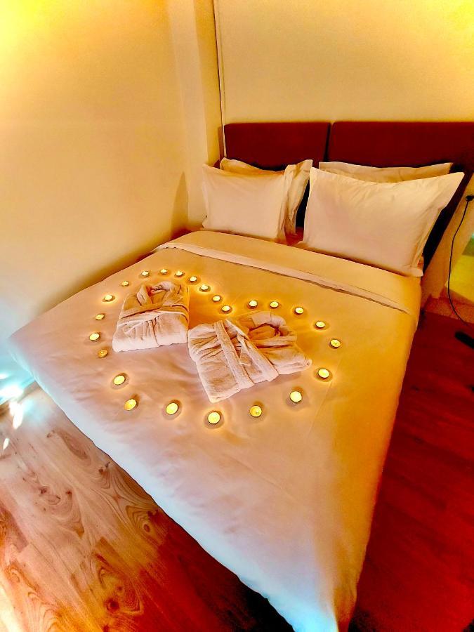 Mates Port Hotel Istanbul Bagian luar foto